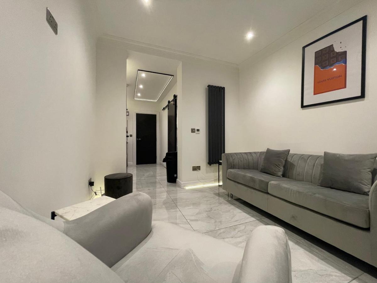 Luxury Apartment Edinburgh Centre With Steam Room Экстерьер фото