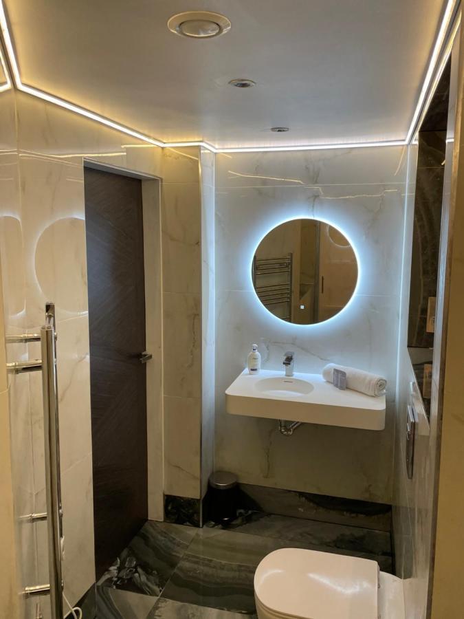 Luxury Apartment Edinburgh Centre With Steam Room Экстерьер фото